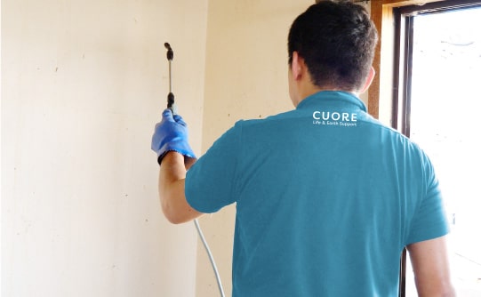 強力な薬剤と専門技術で汚れた空間を快適に