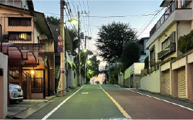 人通りの少ない時間帯での片付け