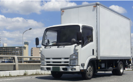 私服・無記名トラック